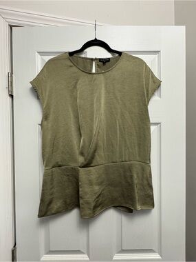 Pleione Olive Peplum Short Sleeve Blouse